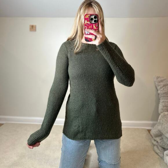 Merona: Green Crewneck Sweater - Picture 1 of 5
